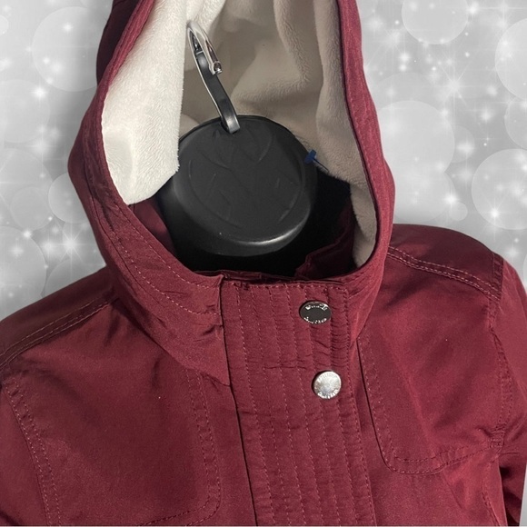 Hollister Cozy Faux Fur Lined Burgundy Mid-weight Jacket Size Extra Small - Picture 8 of 16